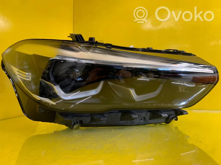 BMW X5 G05 Передняя фара 9481784-08