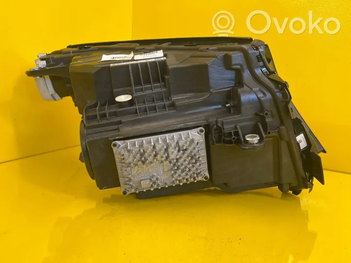 Mercedes-Benz EQC Phare frontale A2939062901