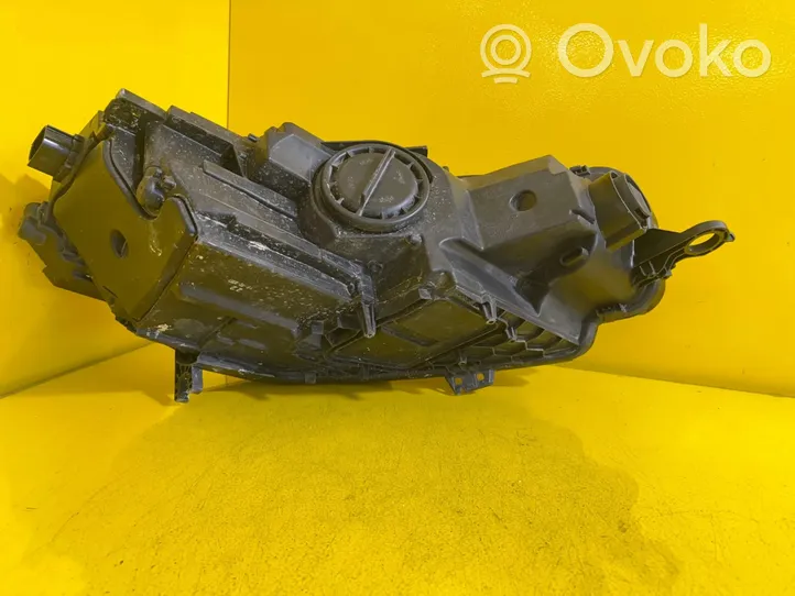 Audi A5 Faro/fanale 8W6941011