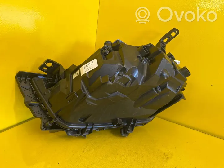 Opel Mokka Lampa przednia 9847939180