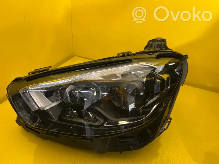 Mercedes-Benz E W213 Lampa przednia A2139060110