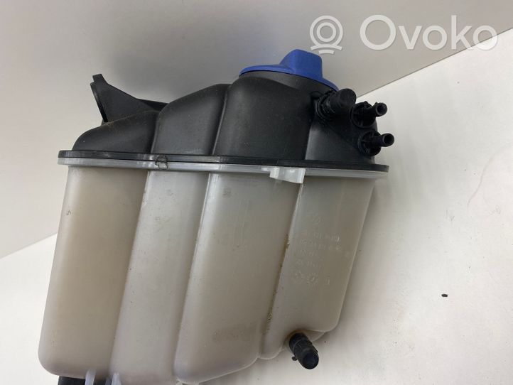 Volkswagen Phaeton Vase d'expansion / réservoir de liquide de refroidissement 3D0121407