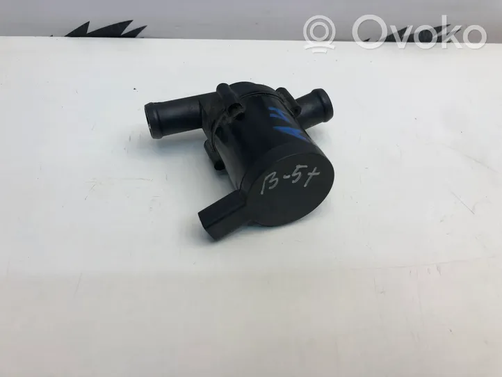 Audi A4 S4 B6 8E 8H Pompe à eau de liquide de refroidissement 078121601