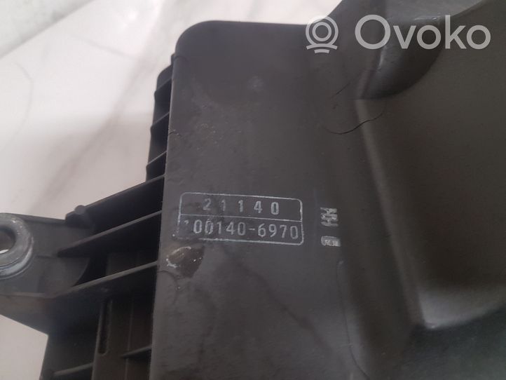 Toyota Prius (XW20) Air filter box 21140
