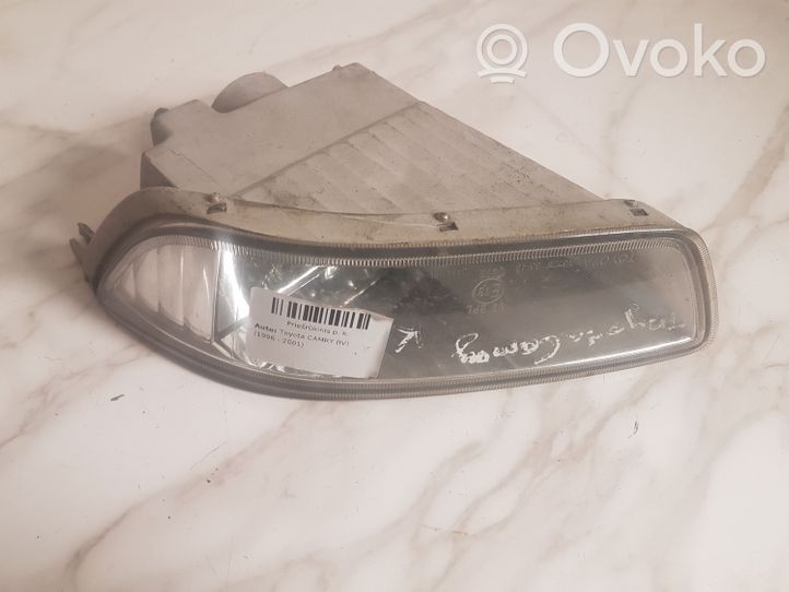 Toyota Camry Front fog light 11477068