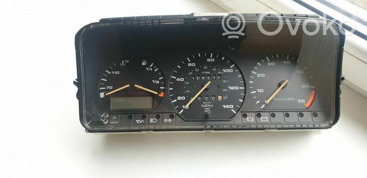 Volkswagen Transporter - Caravelle T4 Compteur de vitesse tableau de bord 357919035H