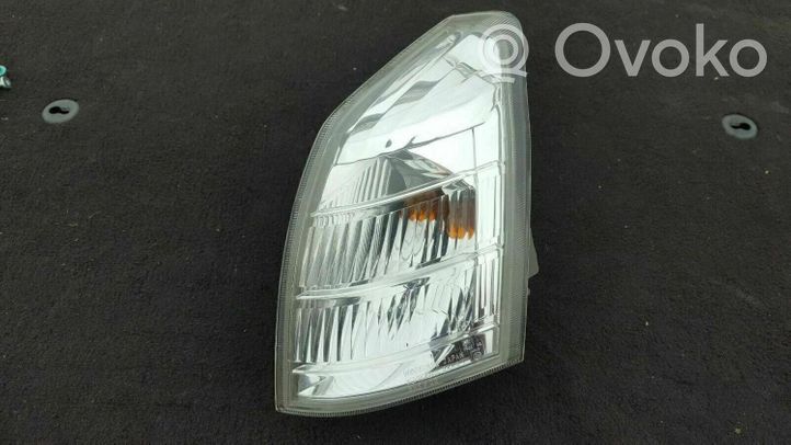 Nissan X-Trail T30 Piloto intermitente delantero 504104467