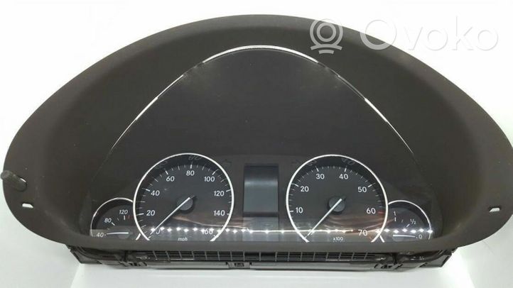 Mercedes-Benz C W203 Compteur de vitesse tableau de bord A2035407347039755
