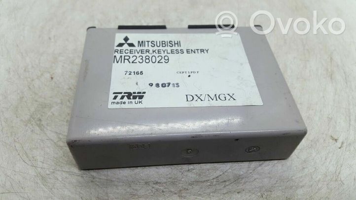 Mitsubishi Carisma Autres unités de commande / modules MR238029
