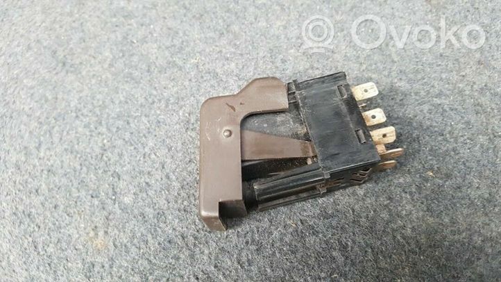 Audi 80 90 B3 Interruttore luci di emergenza 855941509