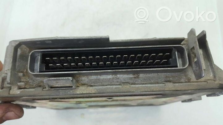 Peugeot 605 Sterownik / Moduł ECU 16013