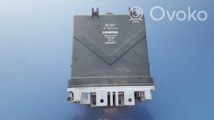 Audi 80 90 B2 Sterownik / Moduł ECU 037906022EE