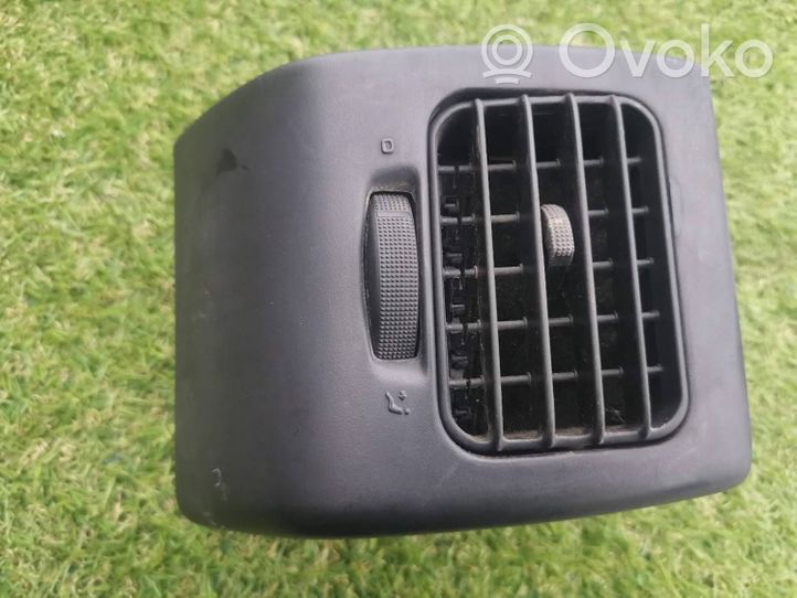 Volkswagen Golf III Copertura griglia di ventilazione laterale cruscotto 1H6819710