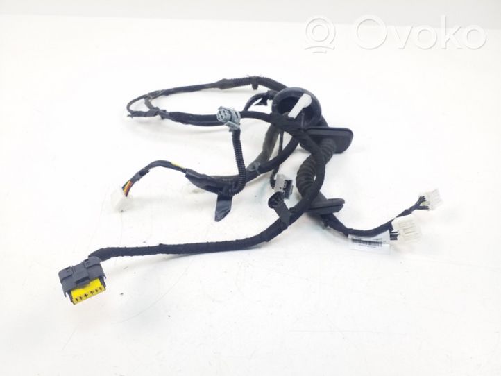 Nissan Qashqai Etuoven johtosarja 24125JD05E