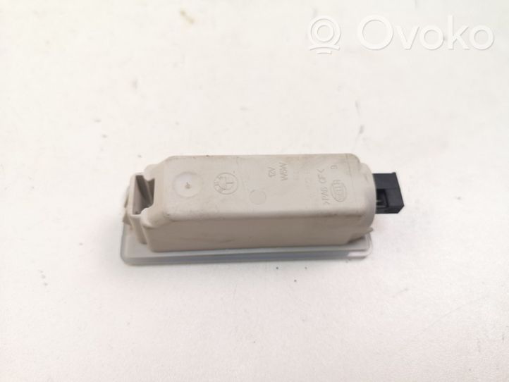 BMW 1 F20 F21 Luce vano portaoggetti 