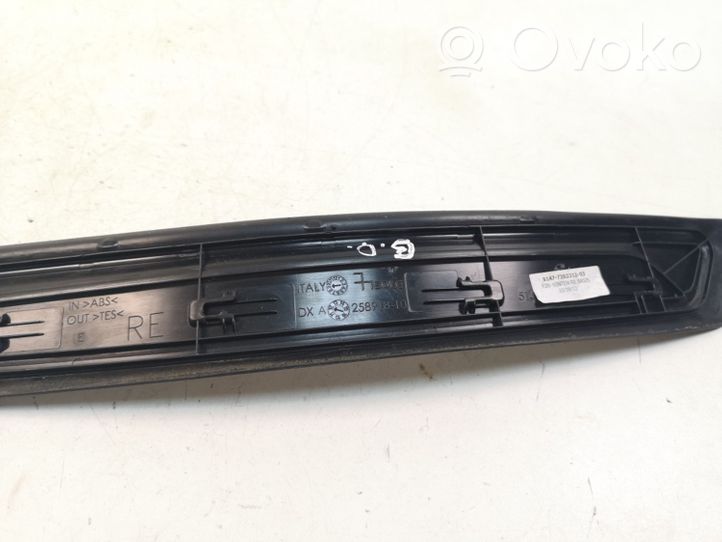 BMW 1 F20 F21 Rivestimento del sottoporta delle minigonne laterali 7263312