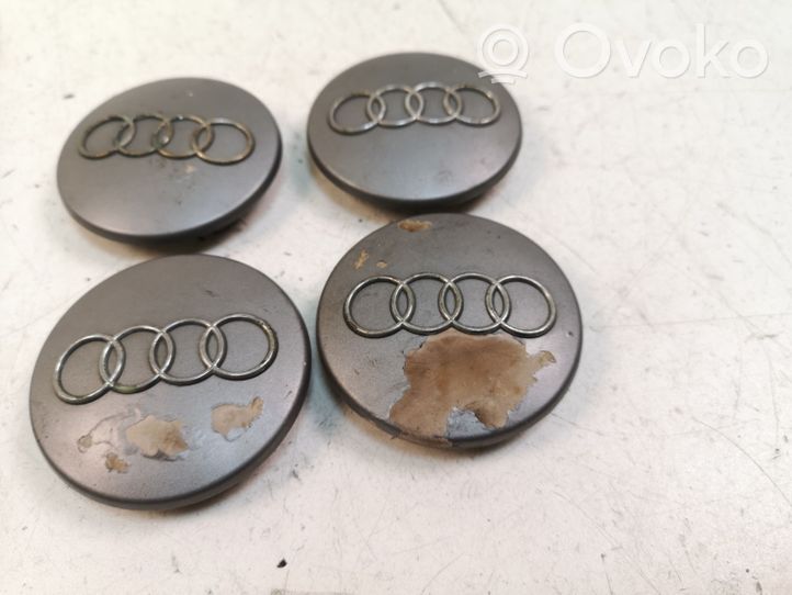 Audi A6 Allroad C5 Tappo/copridado della ruota 8D0601170