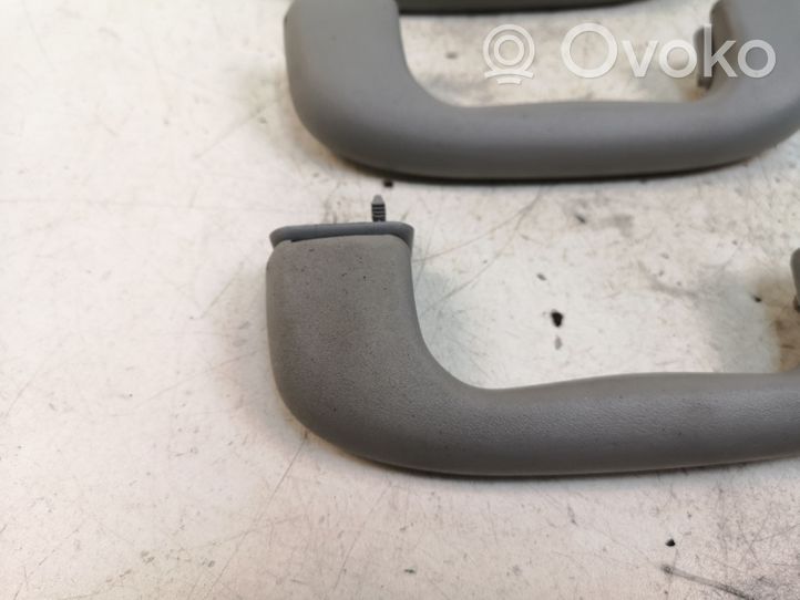 Opel Zafira B Front interior roof grab handle 13260368