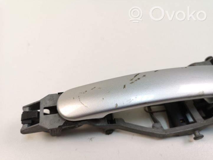 Skoda Octavia Mk2 (1Z) Klamka zewnętrzna drzwi tylnych 1Z0839885A