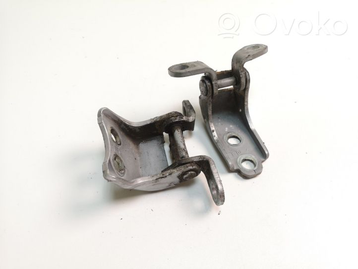 Honda CR-V Front door hinge set 