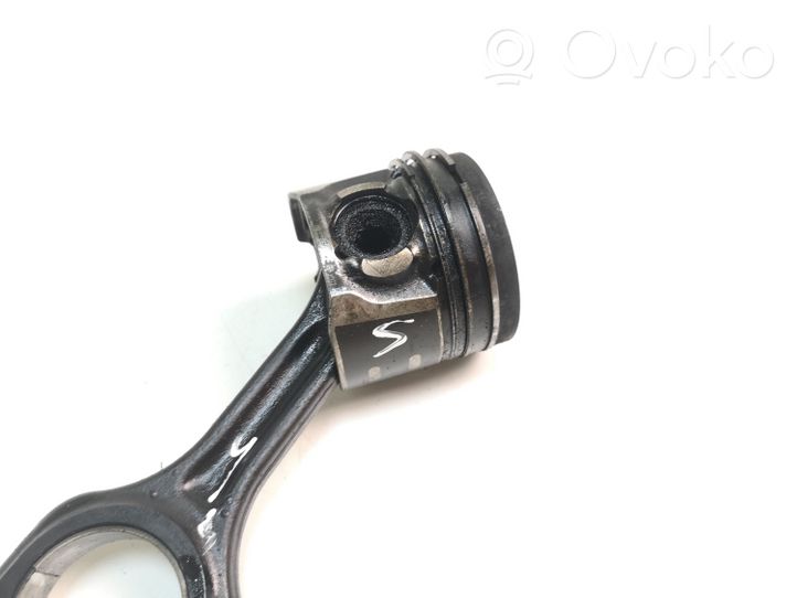 Ford Focus Piston 