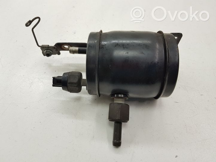 Toyota Corolla Verso AR10 Filtre à carburant 