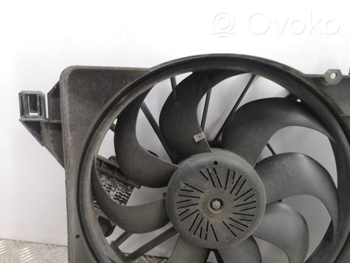 Ford C-MAX II Juego de ventilador 8240588