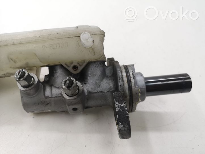 Mazda 6 Główny cylinder hamulca GJE743400