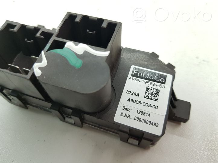 Ford C-MAX II Fan control module AV6N19E624BA