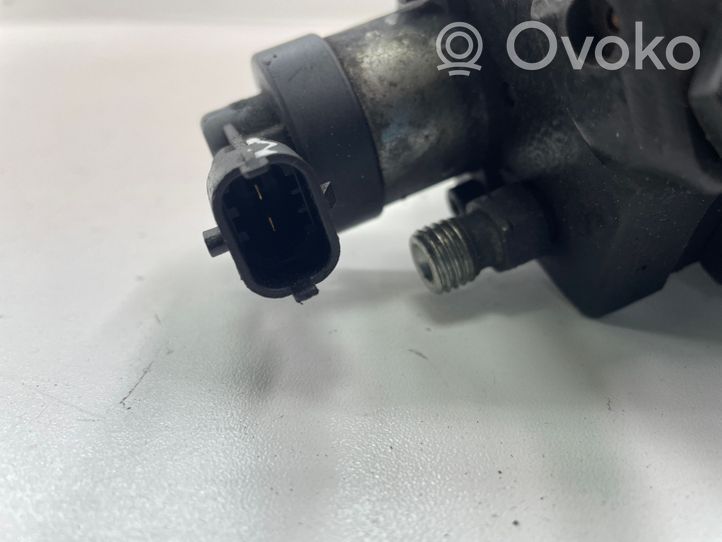 Saab 9-5 Pompe d'injection de carburant à haute pression 0445010128