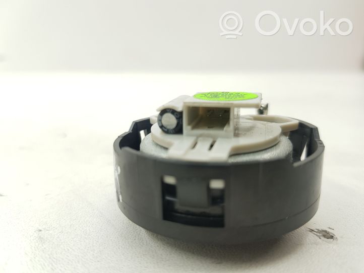 Audi A8 S8 D3 4E Altavoz de alta frecuencia para las puertas traseras 8E0035399A