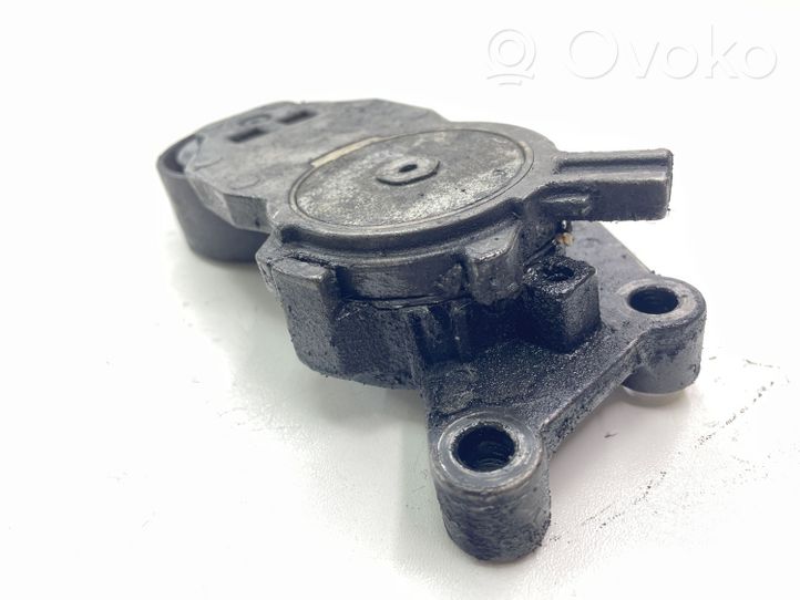 Ford Focus C-MAX Riemenspanner Spannrolle Lichtmaschine 