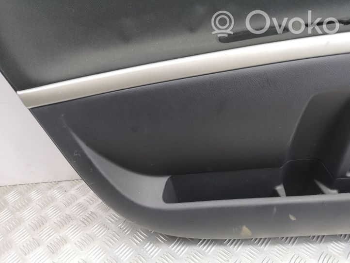 Toyota Corolla Verso AR10 Rivestimento del pannello della portiera posteriore 