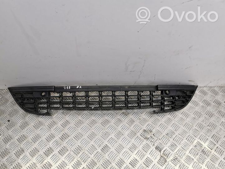 Opel Astra J Kratka dolna zderzaka przedniego 13294649