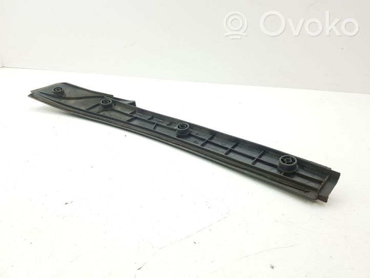 Ford Scorpio Wiper trim 85GGA020K74AA