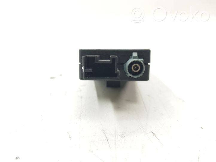 Citroen C4 Grand Picasso Amplificateur d'antenne 9807982580