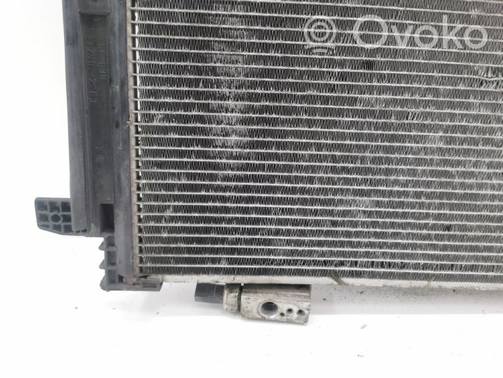 Mercedes-Benz E W212 Radiateur condenseur de climatisation A2045000554