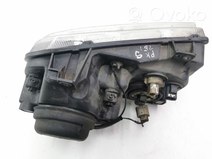 Chrysler 300 - 300C Phare frontale 04806167AF