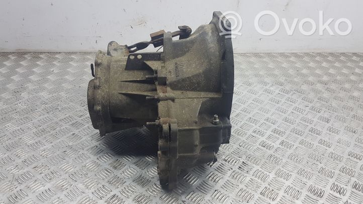 Ford Orion Mechaninė 5 pavarų dėžė 87TT7F096BB