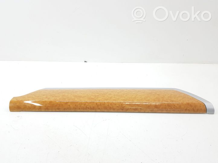 Chrysler Voyager Baguette moulure de porte arrière L0072821