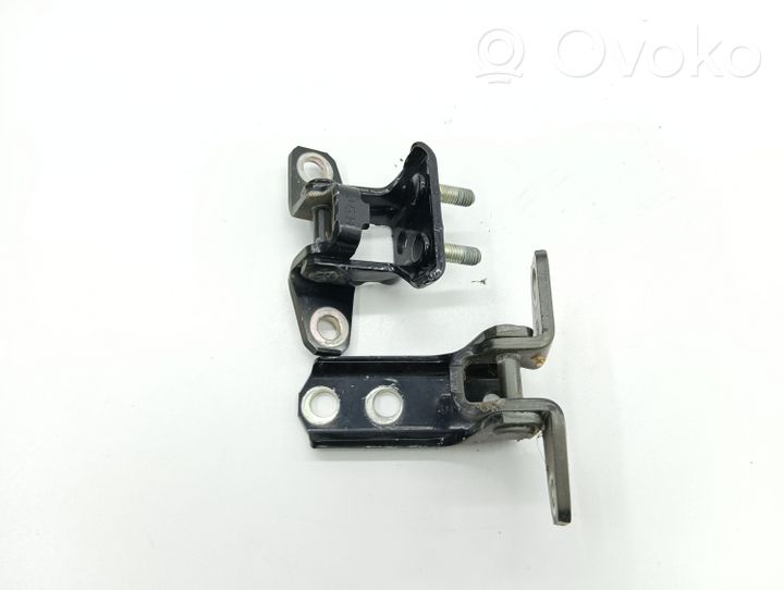 Mitsubishi Outlander Rear door hinge set 