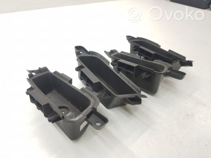 Chevrolet Orlando Rivestimento della maniglia interna per portiera anteriore 95982030