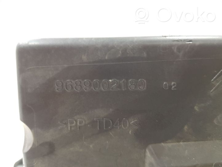 Citroen DS5 Akumuliatoriaus tvirtinimo padas 9689002180