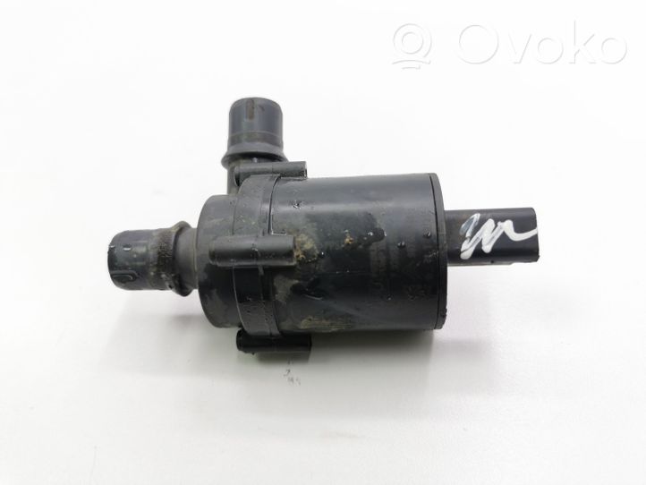 Citroen DS5 Pompe à eau de liquide de refroidissement 9674357480