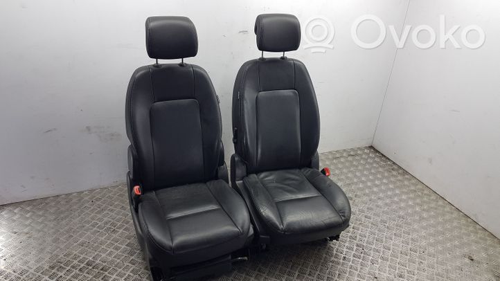 Chevrolet Captiva Set interni 