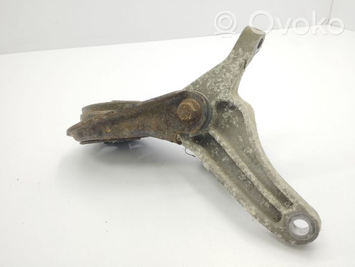 Volvo V50 Engine mount bracket 4M516P082G