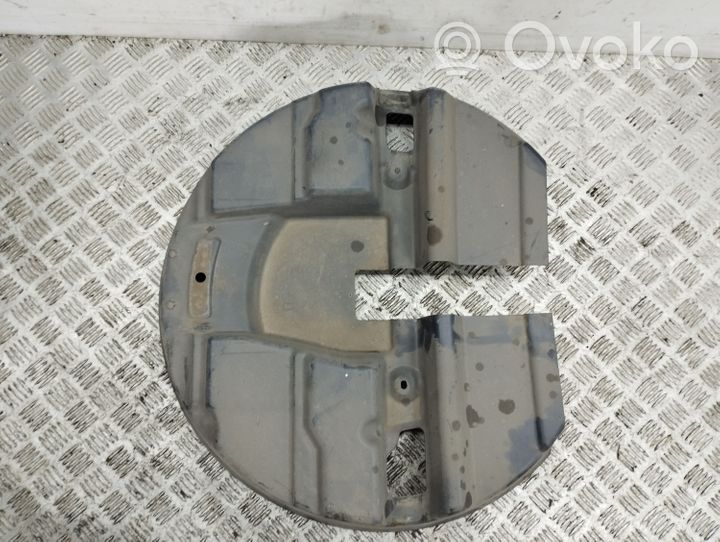 Chrysler Voyager Verkleidung Reserveradmulde Ersatzradmulde 05109531AA