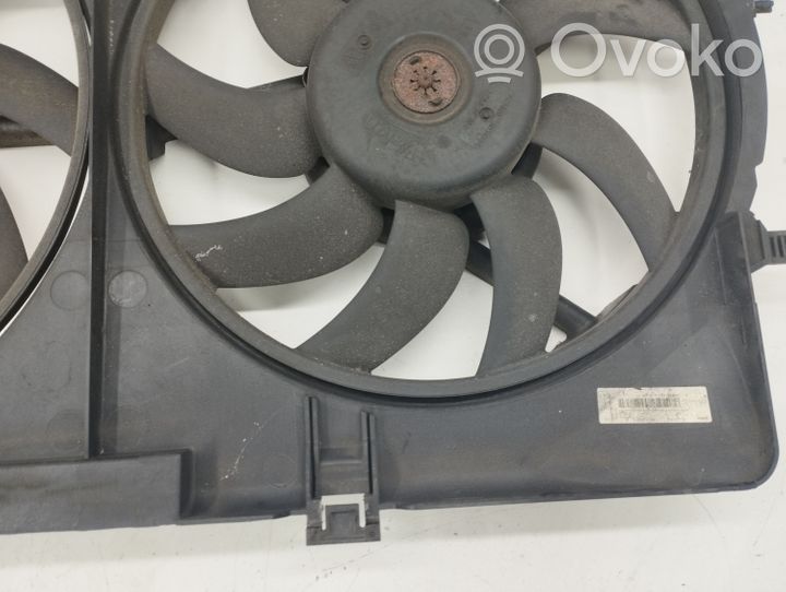 Audi A6 C7 Ventilatore di raffreddamento elettrico del radiatore 8K0121003AB