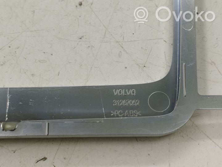 Volvo S60 Ramka drążka zmiany biegów 31267052