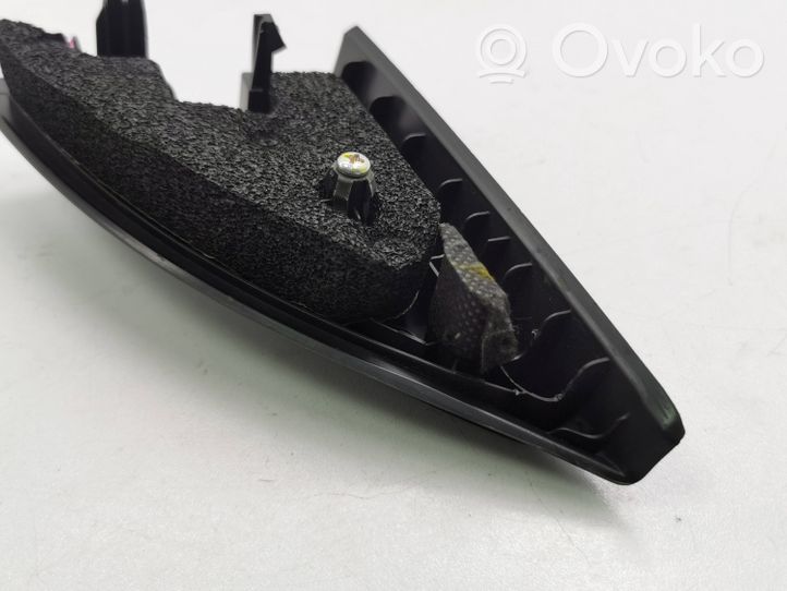 Hyundai Tucson TL Muu etuoven verhoiluelementti 87661D7000